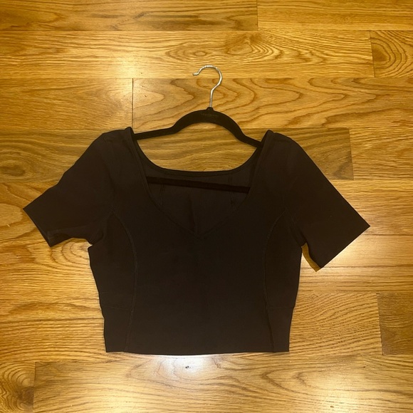 Lululemon Ribbed Contoured V-Neck Yoga Short Sleeve - Picture 2 of 4